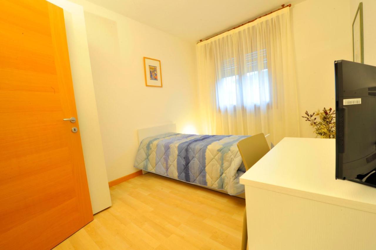 Bed And Breakfast La Sosta Ponte San Nicolo Ruang foto