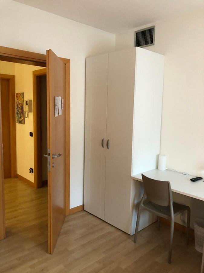 Bed And Breakfast La Sosta Ponte San Nicolo Bagian luar foto