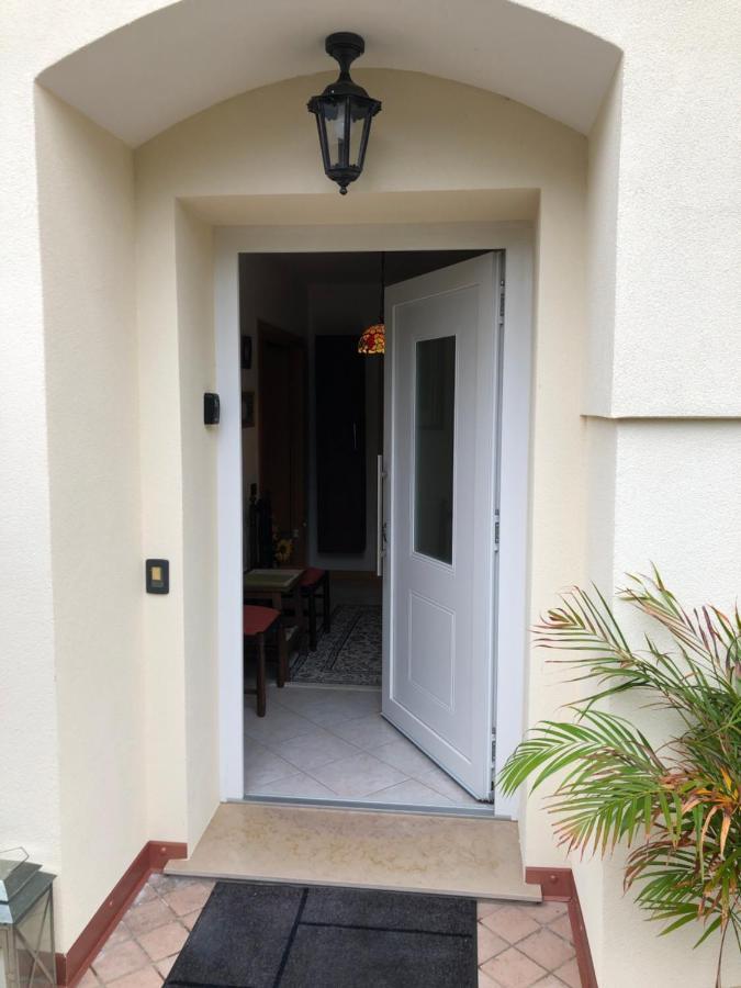 Bed And Breakfast La Sosta Ponte San Nicolo Bagian luar foto
